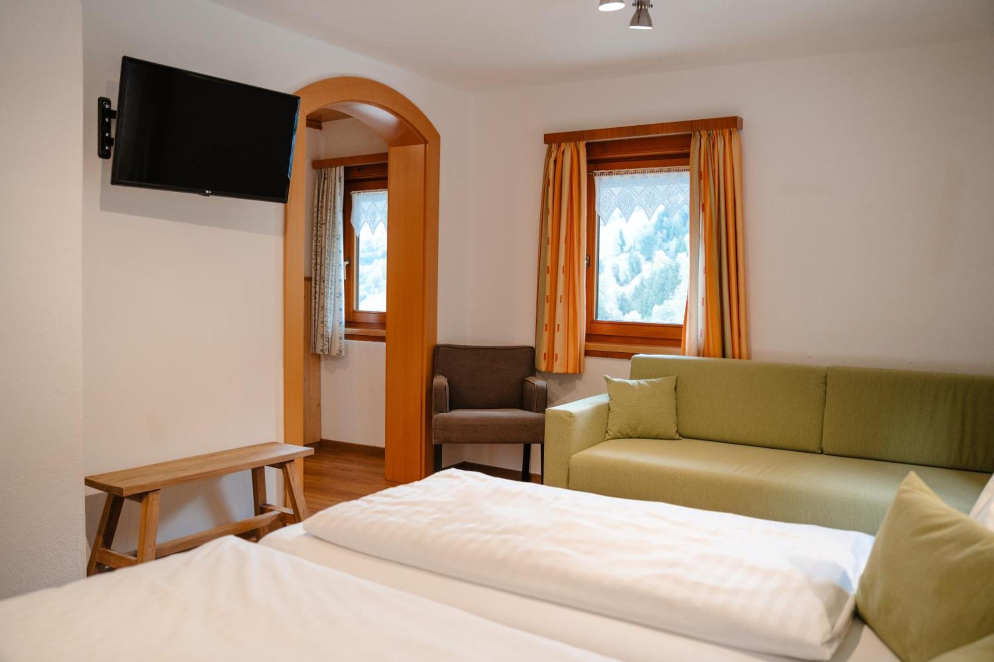 Ertlschweigerhaus Pension - Appartements - Zimmer Donnersbach Ngoại thất bức ảnh