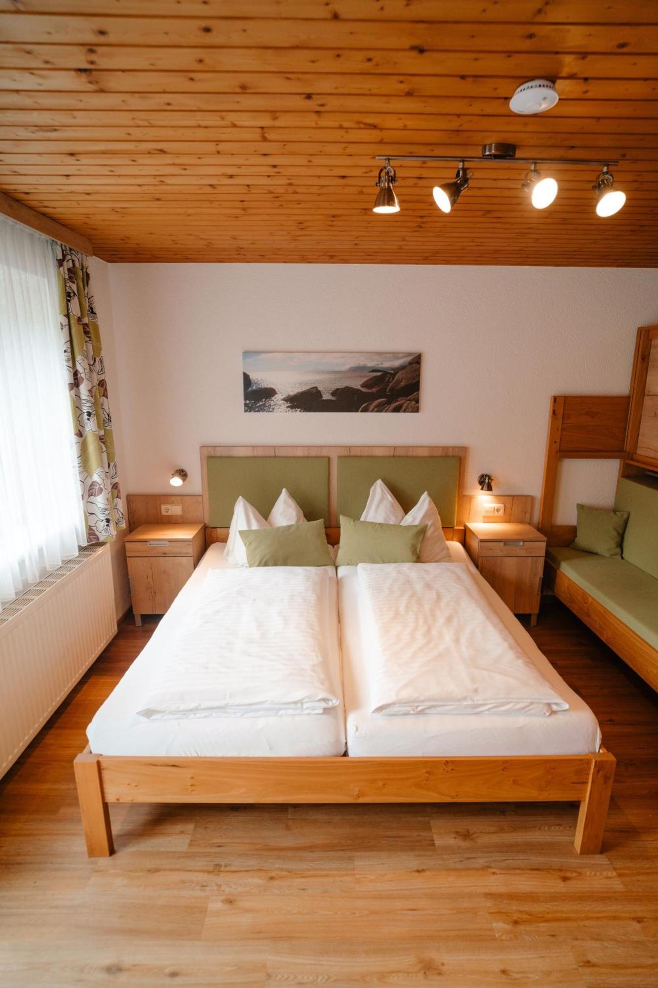 Ertlschweigerhaus Pension - Appartements - Zimmer Donnersbach Ngoại thất bức ảnh